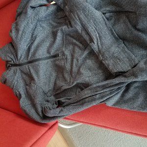 Lululemon Run to reset 1/2 zip jacket